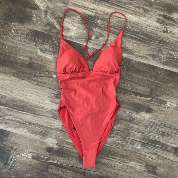 NWT! Dolce Vita Triangle X Back One Piece Bathing - Picture 8 of 8